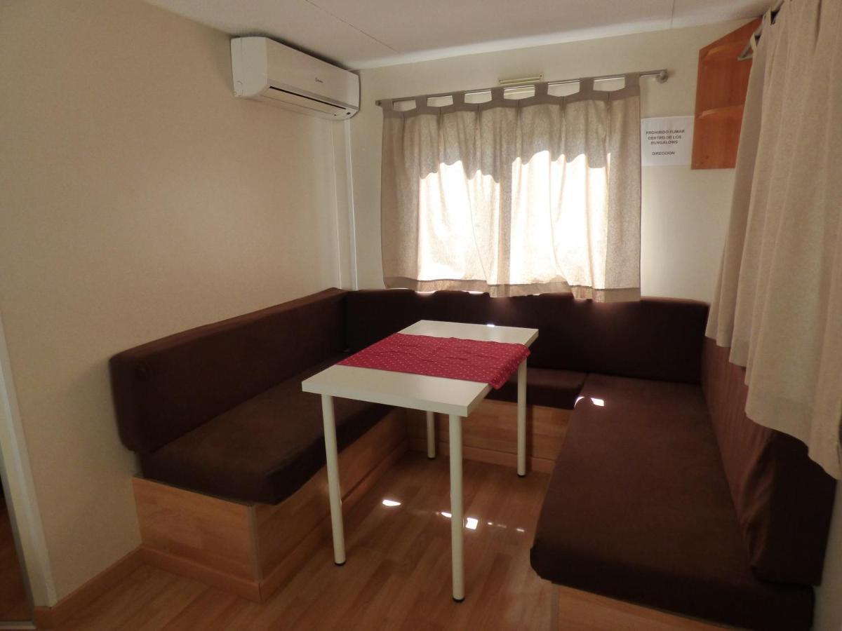 Camping Barraquetes Sueca Eksteriør bilde